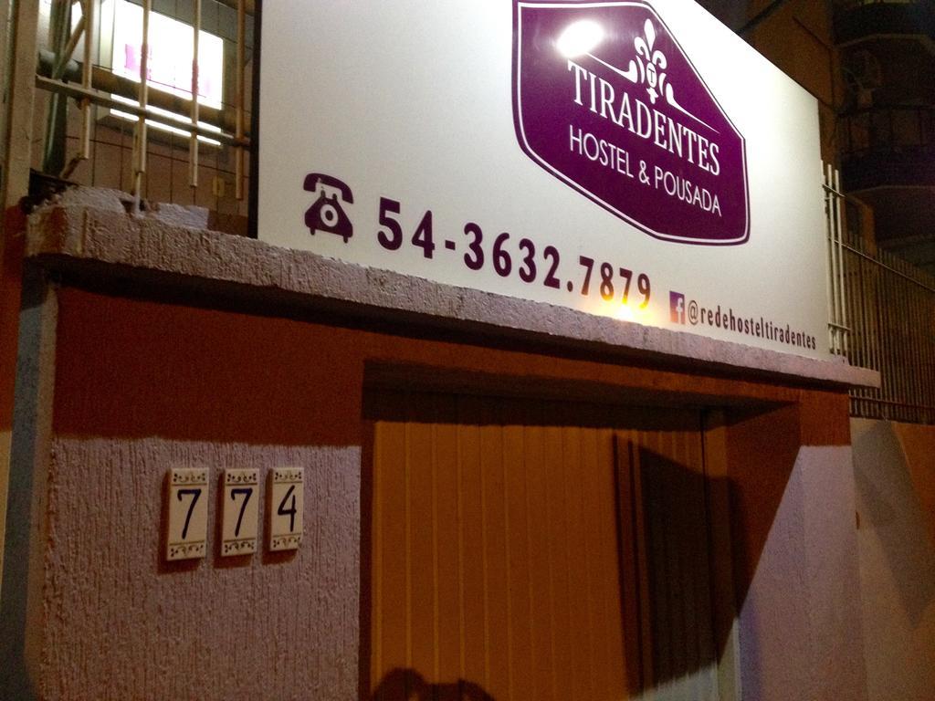 Hostel E Pousada Tiradentes 774 Passo Fundo Buitenkant foto